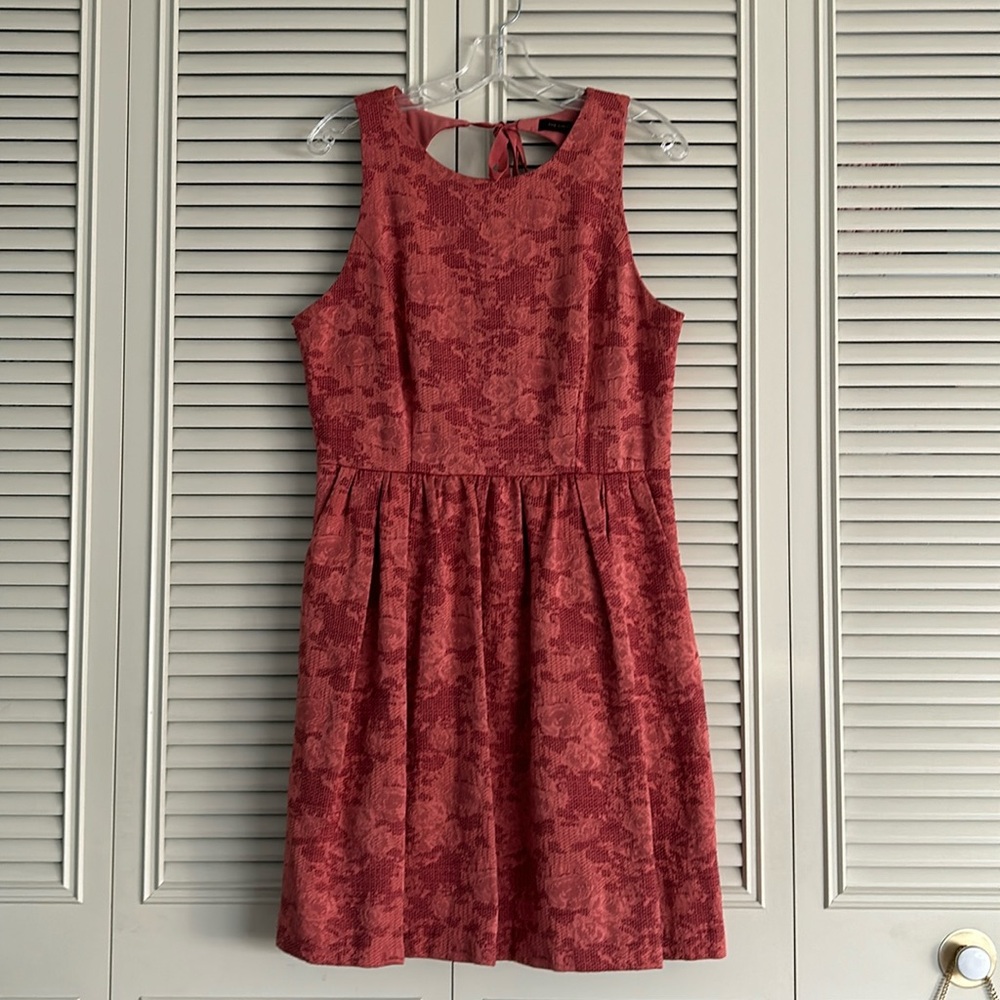 The Limited Embroidered dress with pockets sz 12